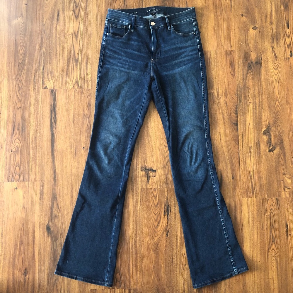 White House Black Market High Rise Skinny Flare 10 Long